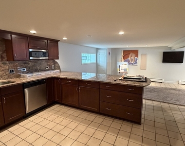 830 N Northwest Highway - Photo Thumbnail 2