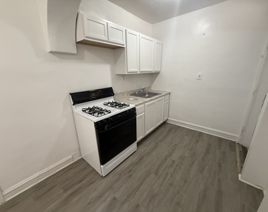 2105 Grove Avenue - Photo Thumbnail 6