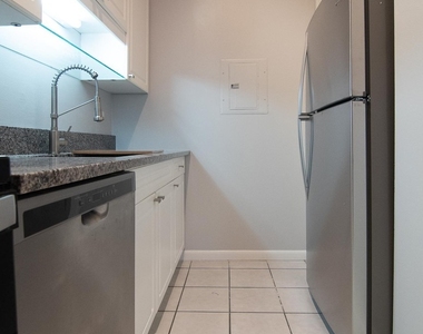 801 S Wells Street - Photo Thumbnail 12