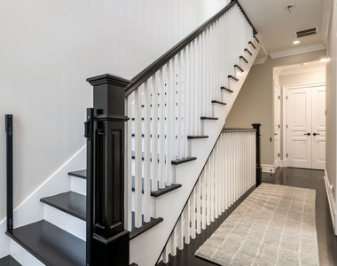 1633 N Wolcott Avenue - Photo Thumbnail 18