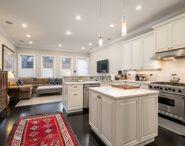 1633 N Wolcott Avenue - Photo Thumbnail 12