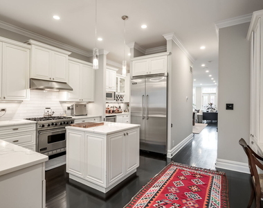 1633 N Wolcott Avenue - Photo Thumbnail 11