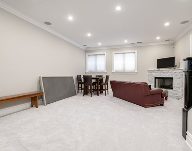 1633 N Wolcott Avenue - Photo Thumbnail 27