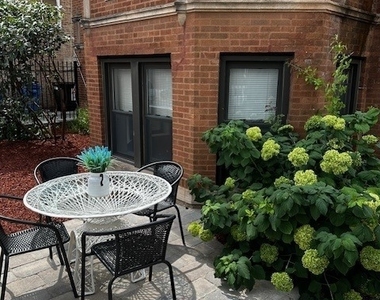 1614 N Harding Avenue - Photo Thumbnail 4