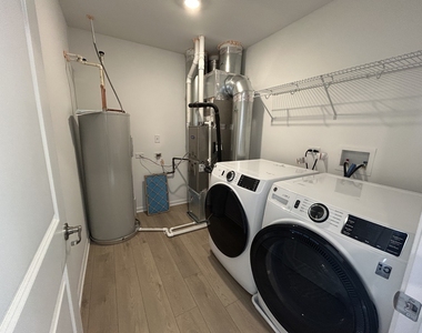 612 Cassia Court - Photo Thumbnail 21
