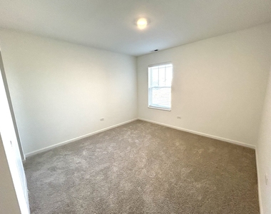 612 Cassia Court - Photo Thumbnail 18