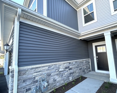 612 Cassia Court - Photo Thumbnail 1
