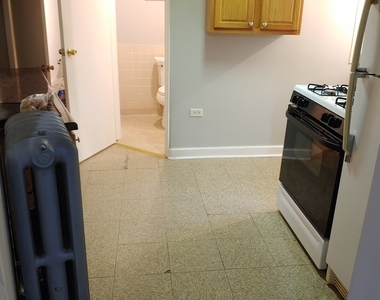 1422 Oakwood Avenue - Photo Thumbnail 9