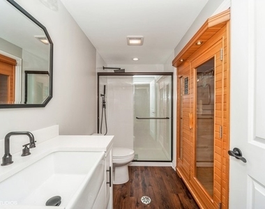 1800 Sawgrass Street - Photo Thumbnail 20