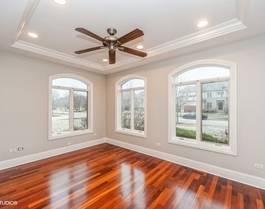 1800 Sawgrass Street - Photo Thumbnail 8