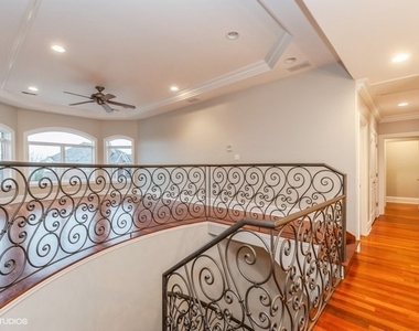1800 Sawgrass Street - Photo Thumbnail 16
