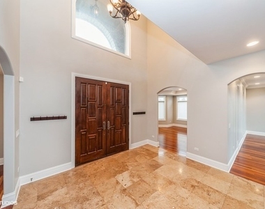 1800 Sawgrass Street - Photo Thumbnail 1