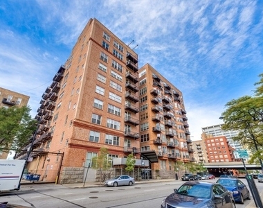 500 S Clinton Street - Photo Thumbnail 1