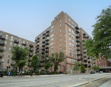 500 S Clinton Street - Photo Thumbnail 18