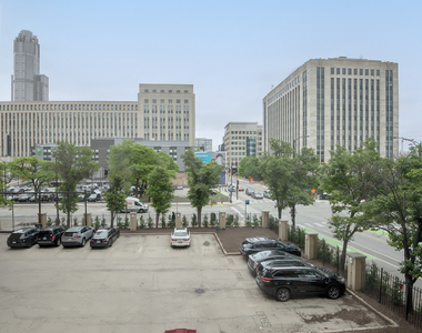 500 S Clinton Street - Photo Thumbnail 15