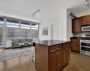 1200 W Monroe Street - Photo Thumbnail 11