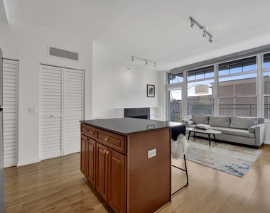 1200 W Monroe Street - Photo Thumbnail 12