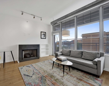 1200 W Monroe Street - Photo Thumbnail 4
