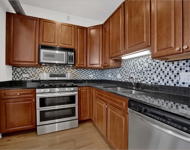 1200 W Monroe Street - Photo Thumbnail 10