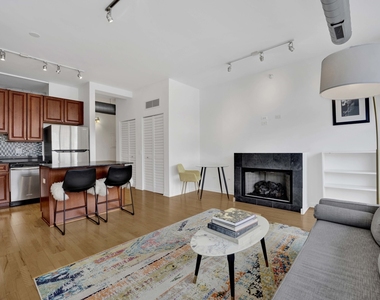1200 W Monroe Street - Photo Thumbnail 3