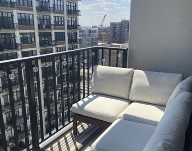 210 S Desplaines Street - Photo Thumbnail 12