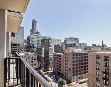 210 S Desplaines Street - Photo Thumbnail 11
