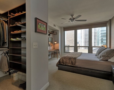 565 W Quincy Street - Photo Thumbnail 5