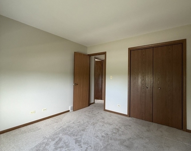 153 Spuhler Drive - Photo Thumbnail 17