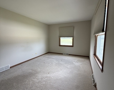153 Spuhler Drive - Photo Thumbnail 15