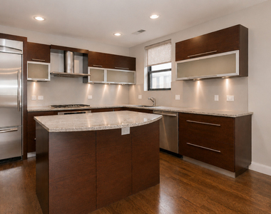1926 N Lincoln Park West Street - Photo Thumbnail 8
