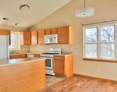 2527 Sheehan Drive - Photo Thumbnail 1