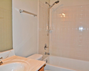 2527 Sheehan Drive - Photo Thumbnail 7