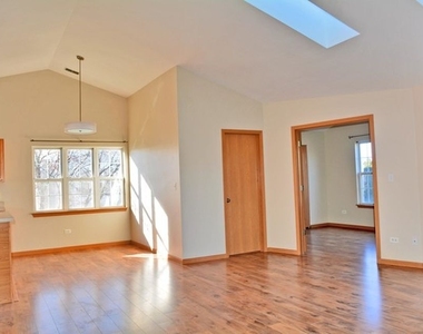 2527 Sheehan Drive - Photo Thumbnail 5