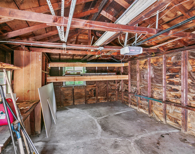 17561 Hillside Avenue - Photo Thumbnail 15