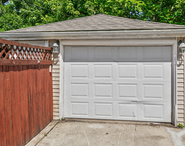17561 Hillside Avenue - Photo Thumbnail 1