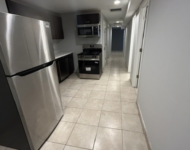 2300 S Ridgeway Avenue - Photo Thumbnail 2