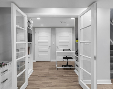10813 Berkshire Street - Photo Thumbnail 12