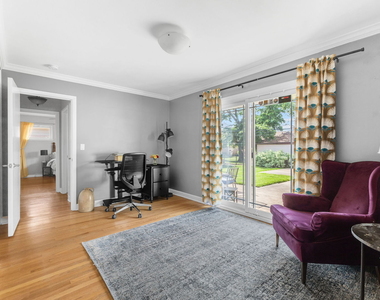 10813 Berkshire Street - Photo Thumbnail 5