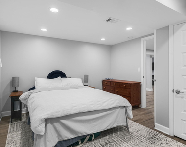 10813 Berkshire Street - Photo Thumbnail 10