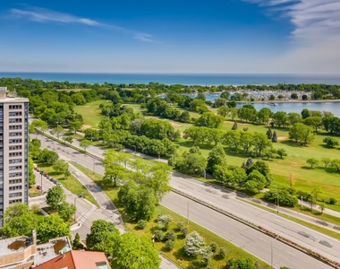 3950 N Lake Shore Drive - Photo Thumbnail 18