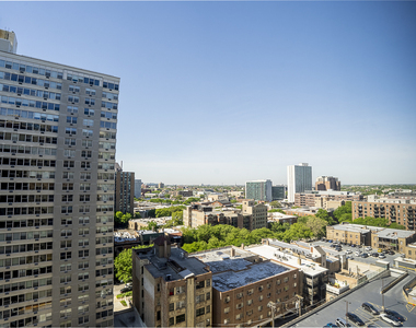 3950 N Lake Shore Drive - Photo Thumbnail 16
