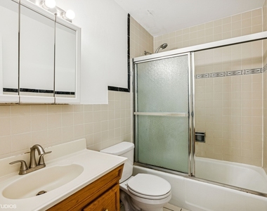 6171 N Sheridan Road - Photo Thumbnail 14