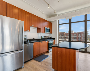 212 E Cullerton Street - Photo Thumbnail 1