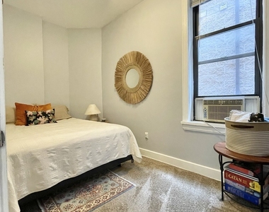1931 N Hoyne Avenue - Photo Thumbnail 15