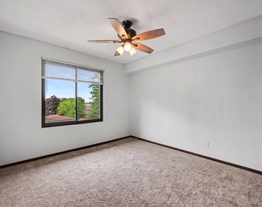 13615 Royal Court - Photo Thumbnail 12