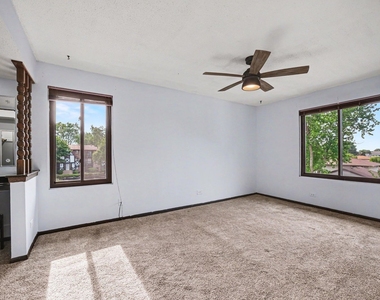 13615 Royal Court - Photo Thumbnail 10