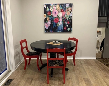 21015 London Drive - Photo Thumbnail 6