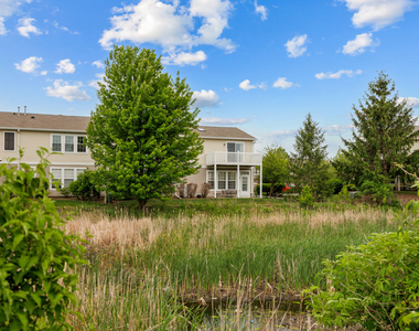 2614 Loren Lane - Photo Thumbnail 5