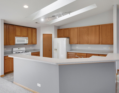 2614 Loren Lane - Photo Thumbnail 18