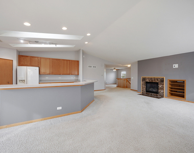 2614 Loren Lane - Photo Thumbnail 1